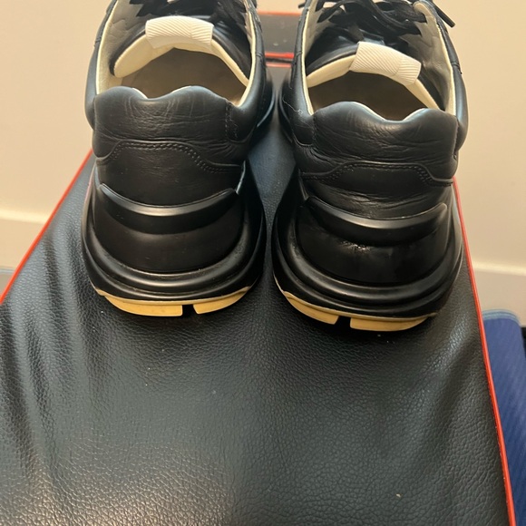 Gucci shoes - Picture 2 of 4